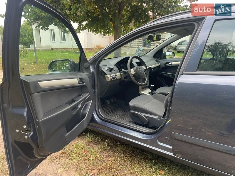 Универсал Opel Astra 2008 в Попельне