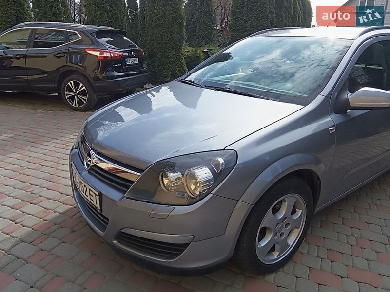 Універсал Opel Astra 2005 в Камені-Каширському