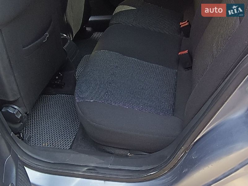 Універсал Opel Astra 2005 в Камені-Каширському