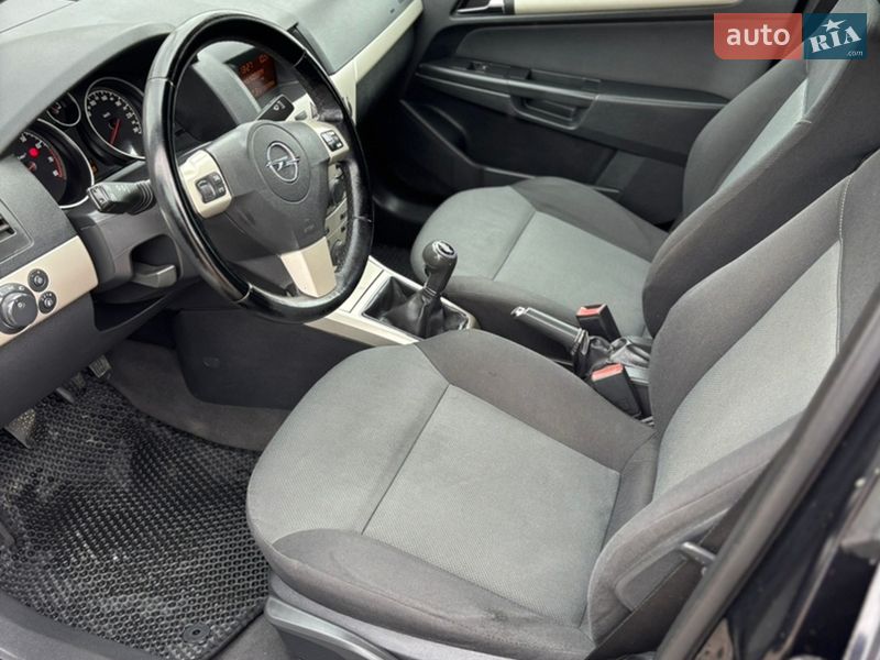 Універсал Opel Astra 2007 в Борисполі