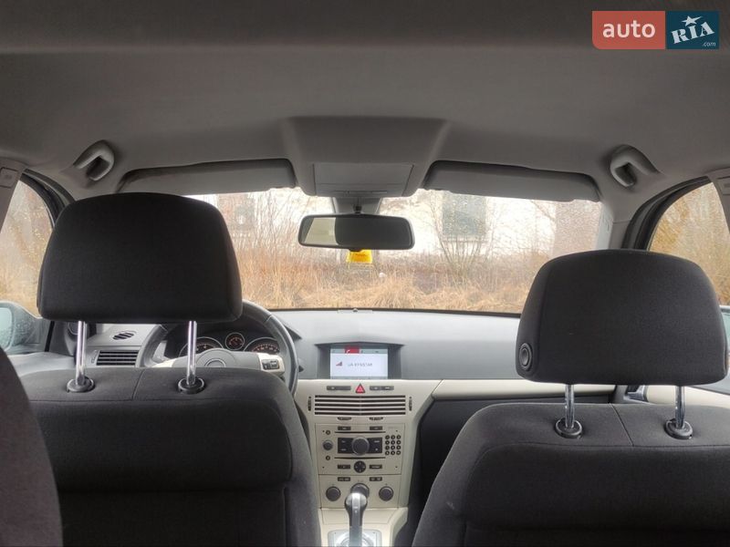 Хетчбек Opel Astra 2008 в Надвірній