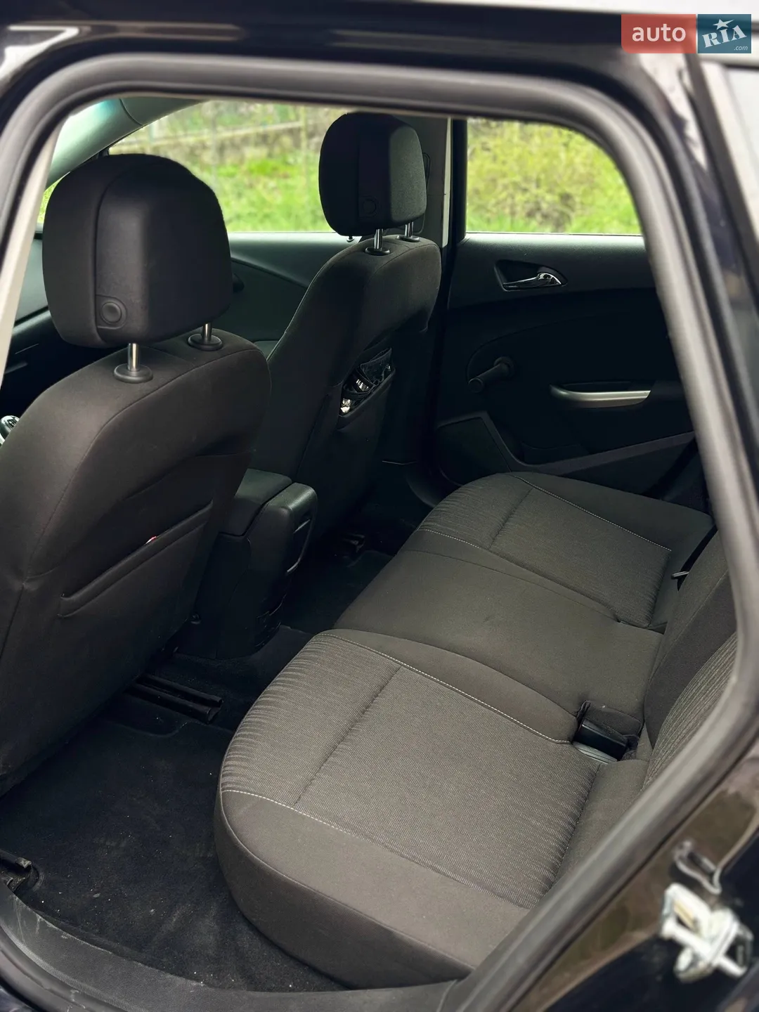 2011 Opel Astra - мініатюра 6