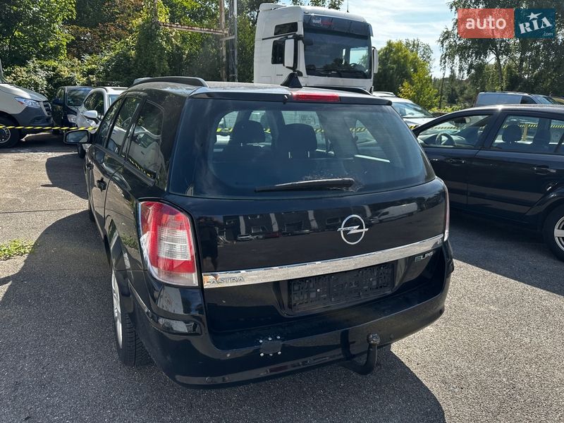 Універсал Opel Astra 2008 в Хмельницькому