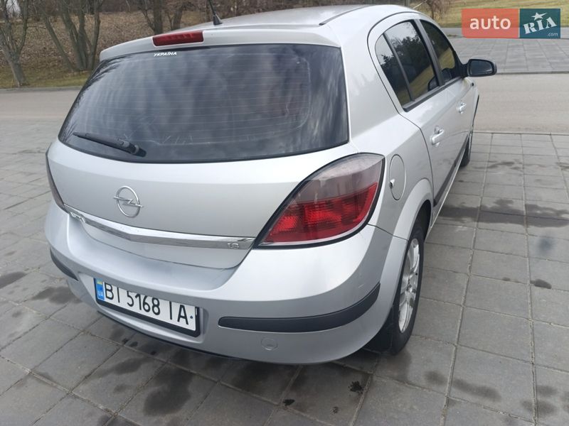 Opel Astra 2004
