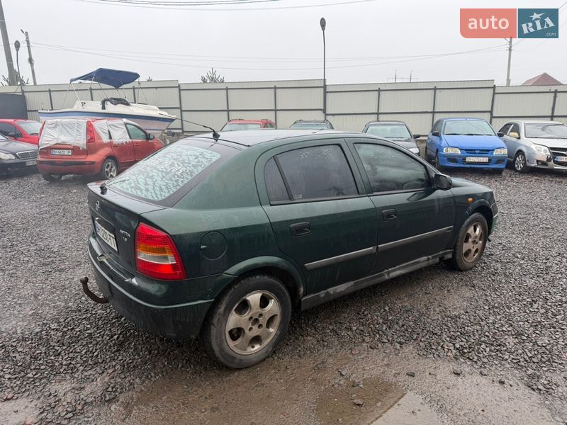 Хэтчбек Opel Astra 2000 в Одессе