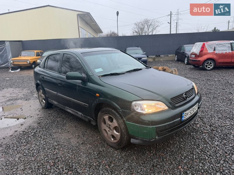 Хэтчбек Opel Astra 2000 в Одессе