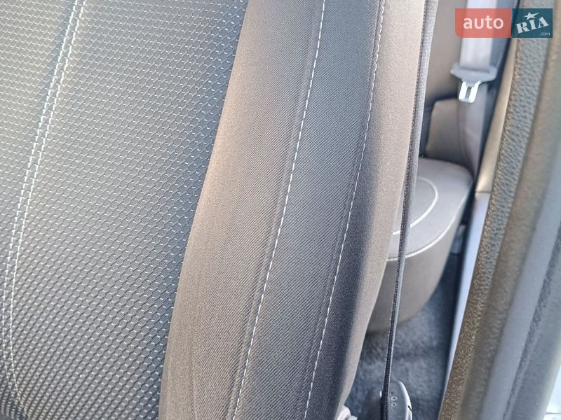 Універсал Opel Astra 2015 в Павлограді