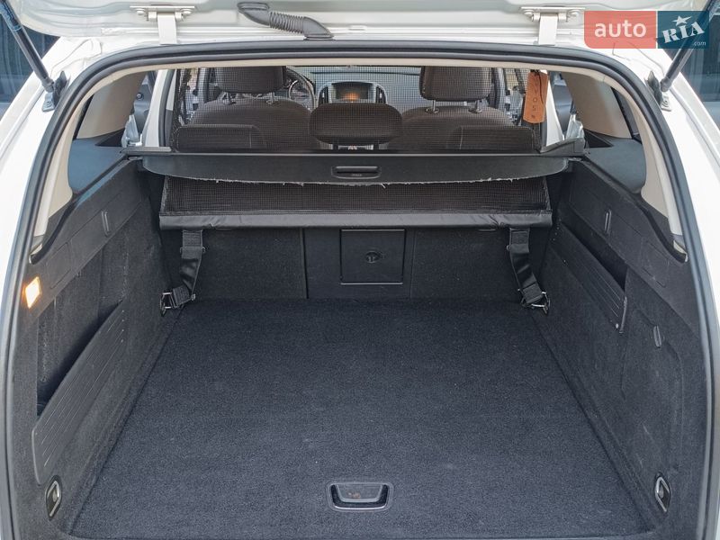 Універсал Opel Astra 2015 в Павлограді