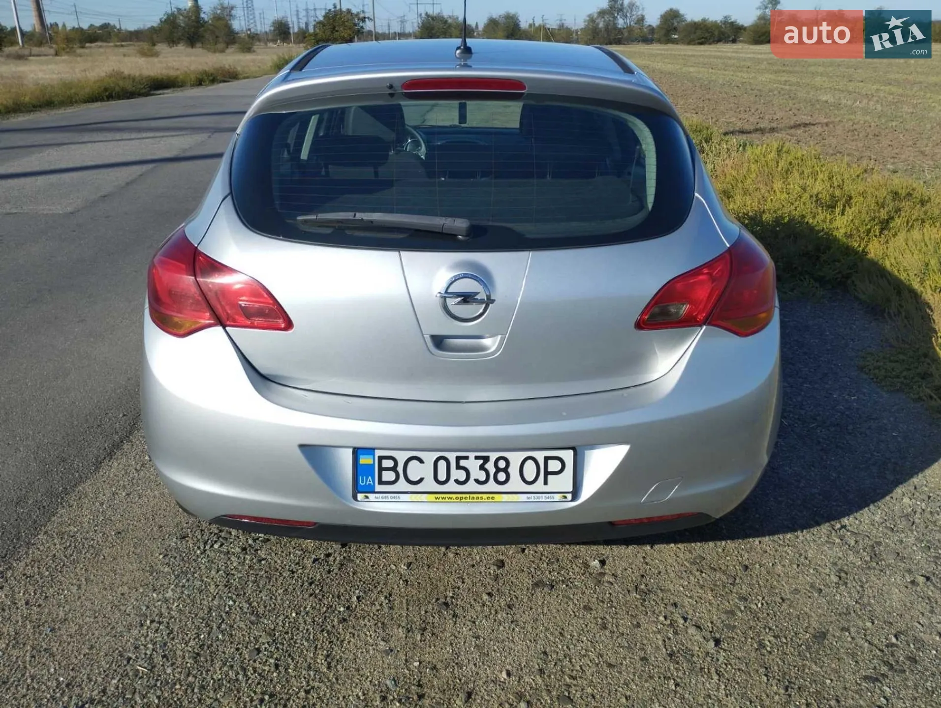 2010 Opel Astra - мініатюра 2
