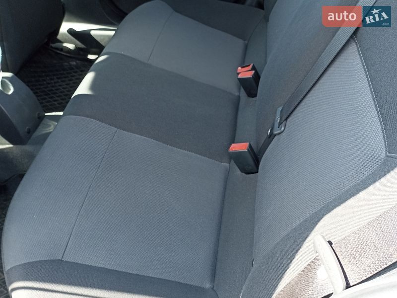 Хетчбек Opel Astra 2012 в Кам'янському