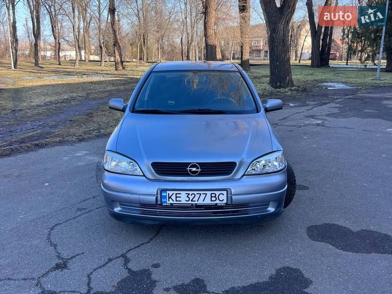 Opel Astra 2004