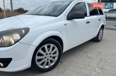 Универсал Opel Astra 2005 в Виноградове
