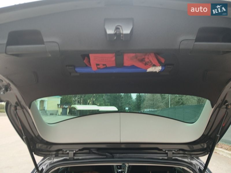 Универсал Opel Astra 2011 в Умани