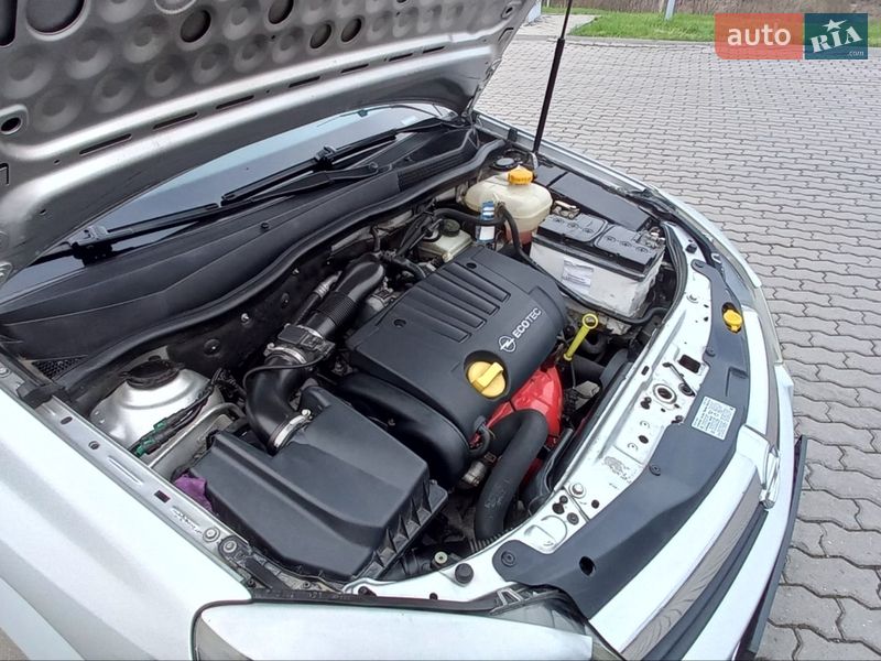 Універсал Opel Astra 2006 в Могилів-Подільському