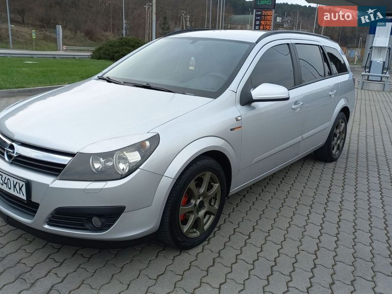 Універсал Opel Astra 2006 в Могилів-Подільському