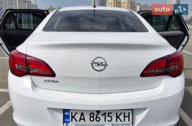 Универсал Opel Astra 2020 в Киеве