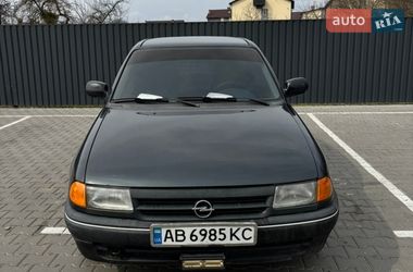 Седан Opel Astra 1994 в Виннице