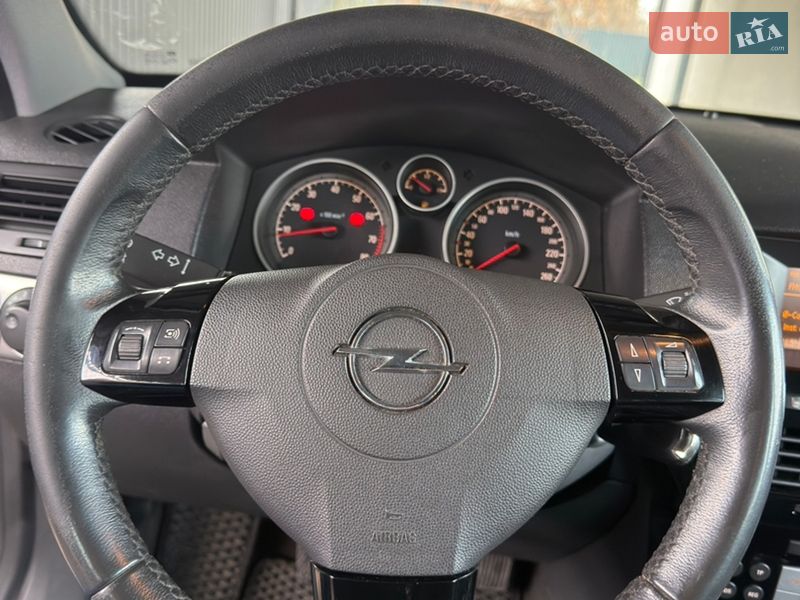 Універсал Opel Astra 2009 в Вінниці
