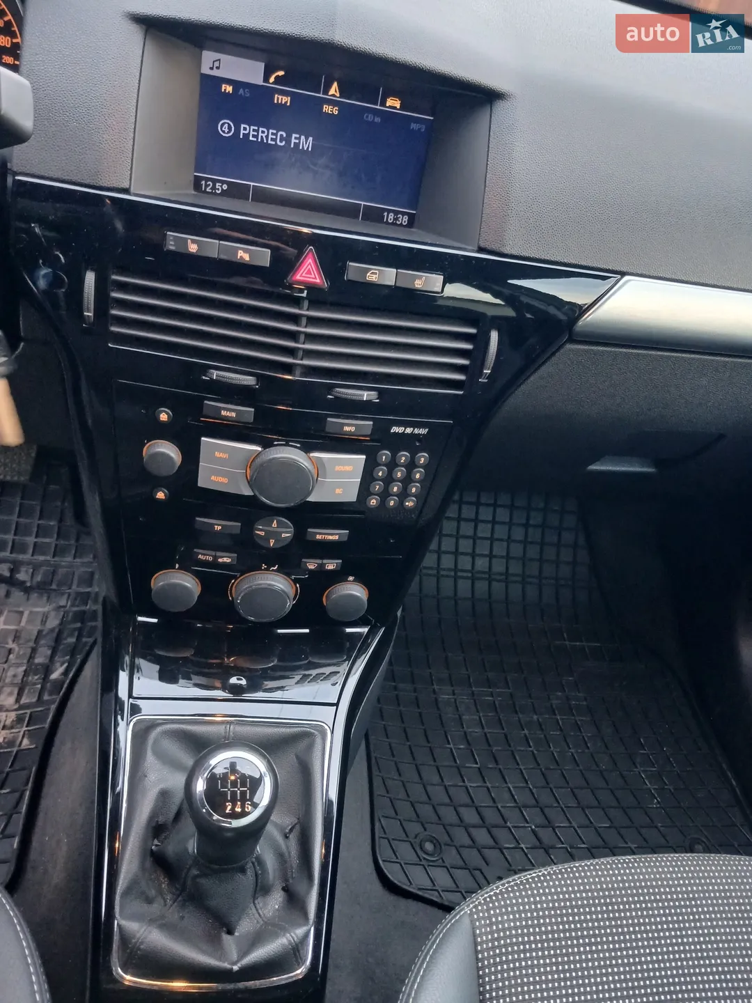 2010 Opel Astra - мініатюра 12