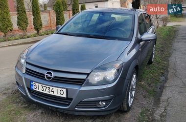 Хэтчбек Opel Astra 2005 в Лубнах