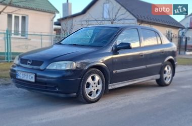 Хэтчбек Opel Astra 1998 в Горохове