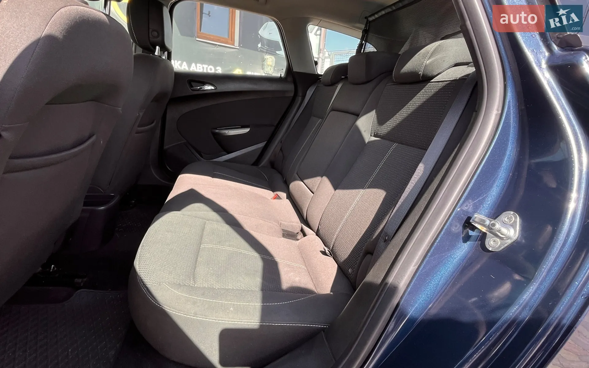 2012 Opel Astra - мініатюра 22