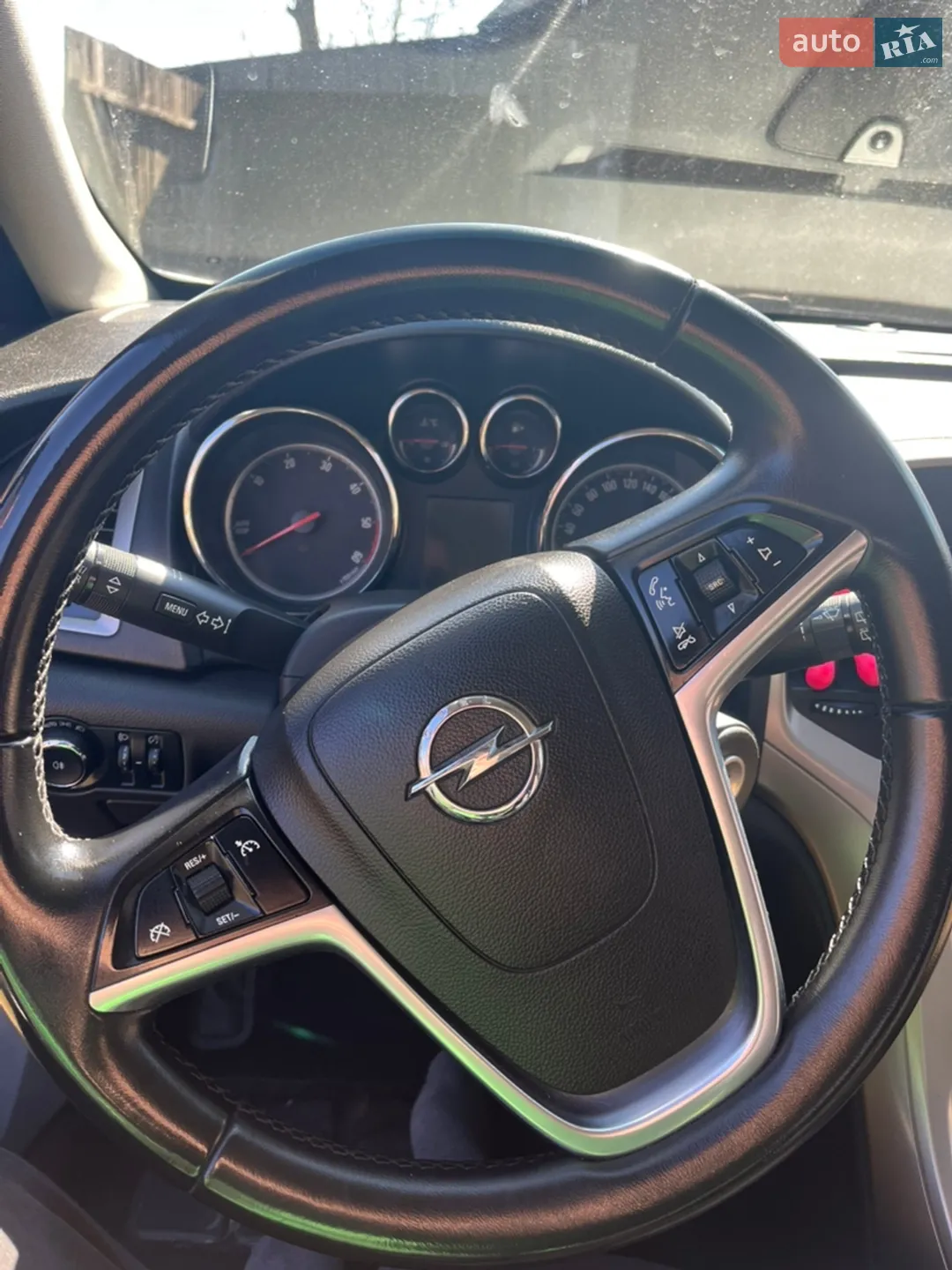 2011 Opel Astra - мініатюра 8