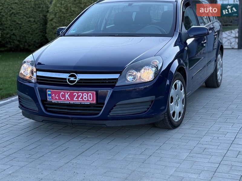 Універсал Opel Astra 2006 в Долині