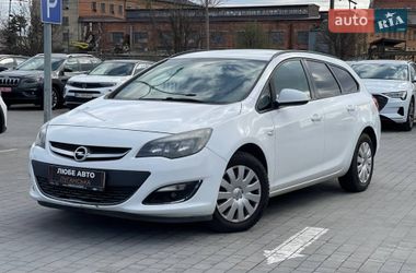Универсал Opel Astra 2014 в Львове