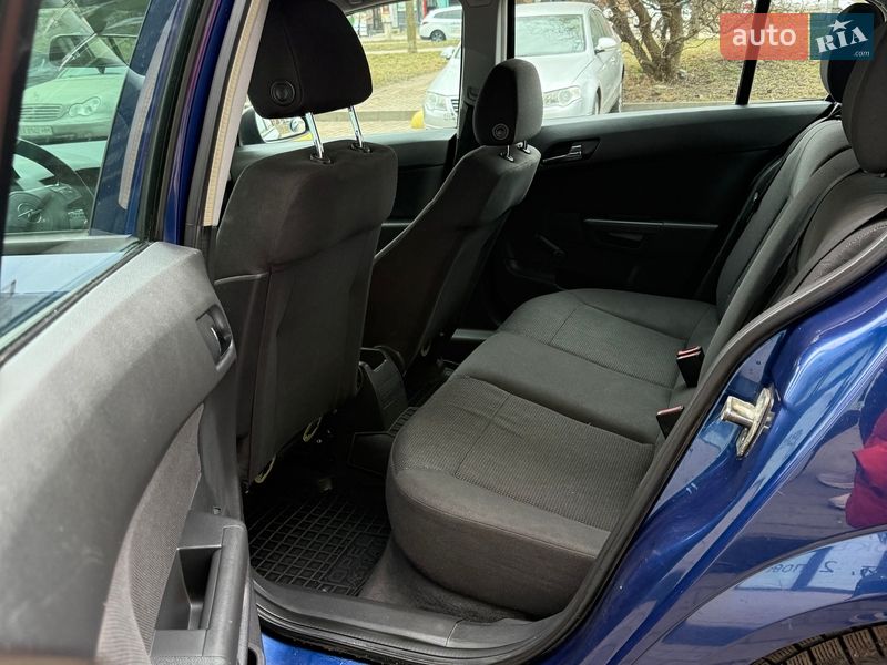 Хетчбек Opel Astra 2004 в Хмельницькому