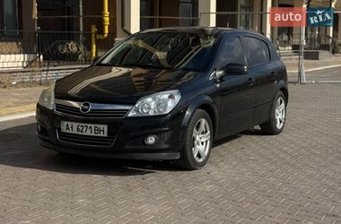 Хэтчбек Opel Astra 2007 в Лысянке