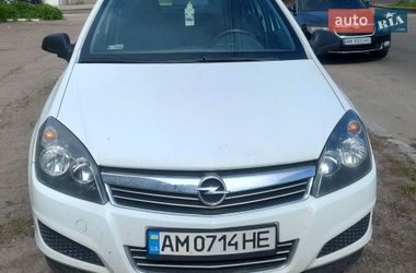 Универсал Opel Astra 2009 в Житомире
