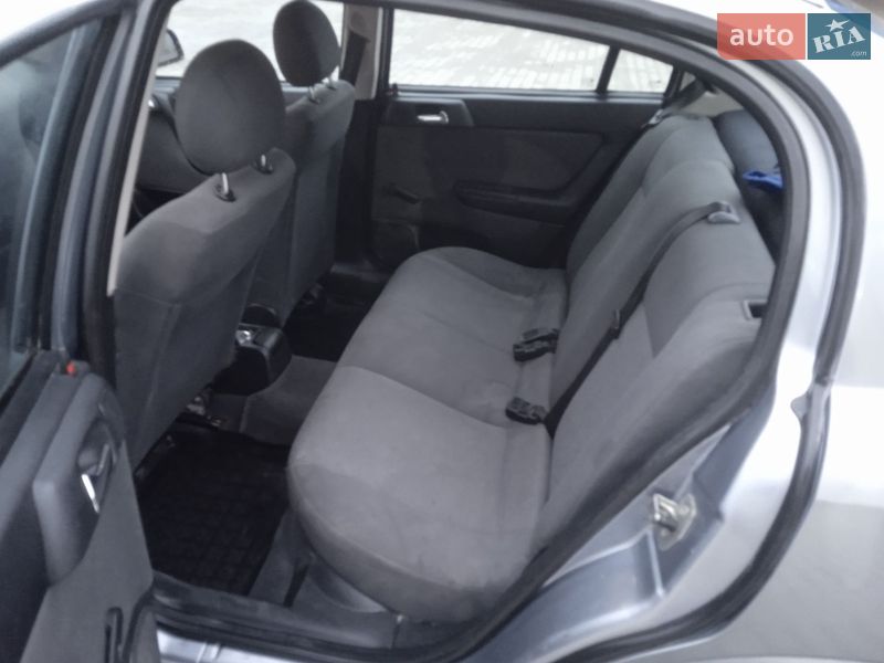 Седан Opel Astra 2007 в Гусятине фото 32 Седан Opel Astra 2007 в Гусятине