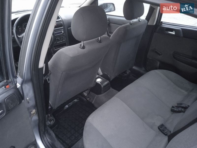 Седан Opel Astra 2007 в Гусятине фото 33 Седан Opel Astra 2007 в Гусятине