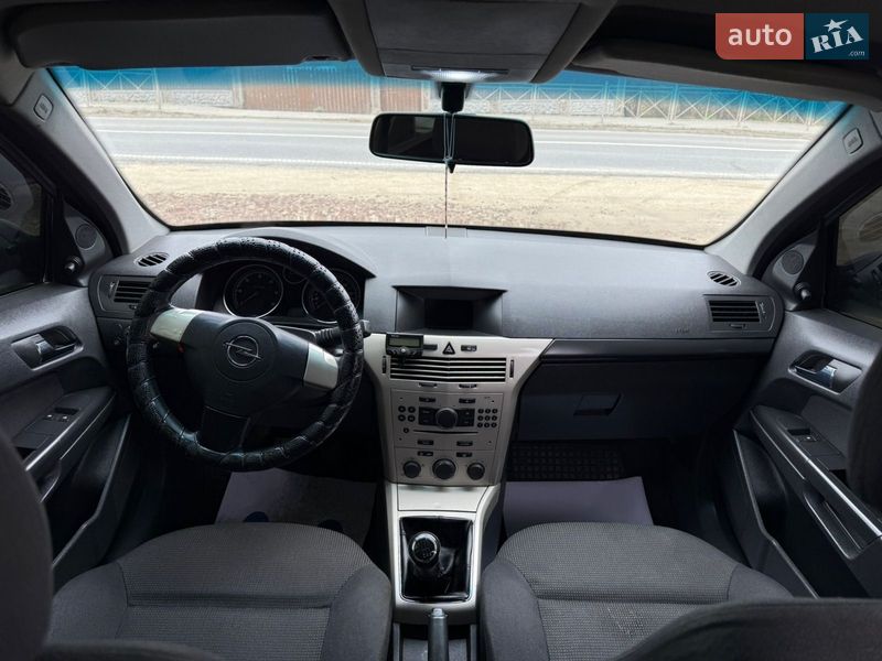 Универсал Opel Astra 2008 в Теребовле