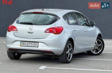 Хэтчбек Opel Astra 2013 в Одессе