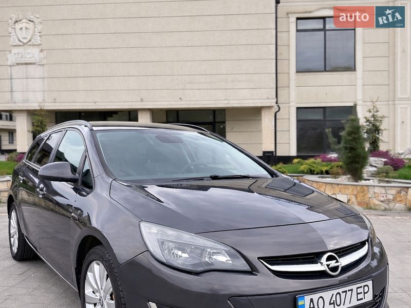 Opel Astra 2013