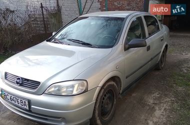 Седан Opel Astra 2007 в Львові