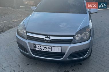 Универсал Opel Astra 2005 в Умани