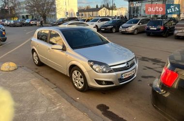 Хэтчбек Opel Astra 2009 в Житомире