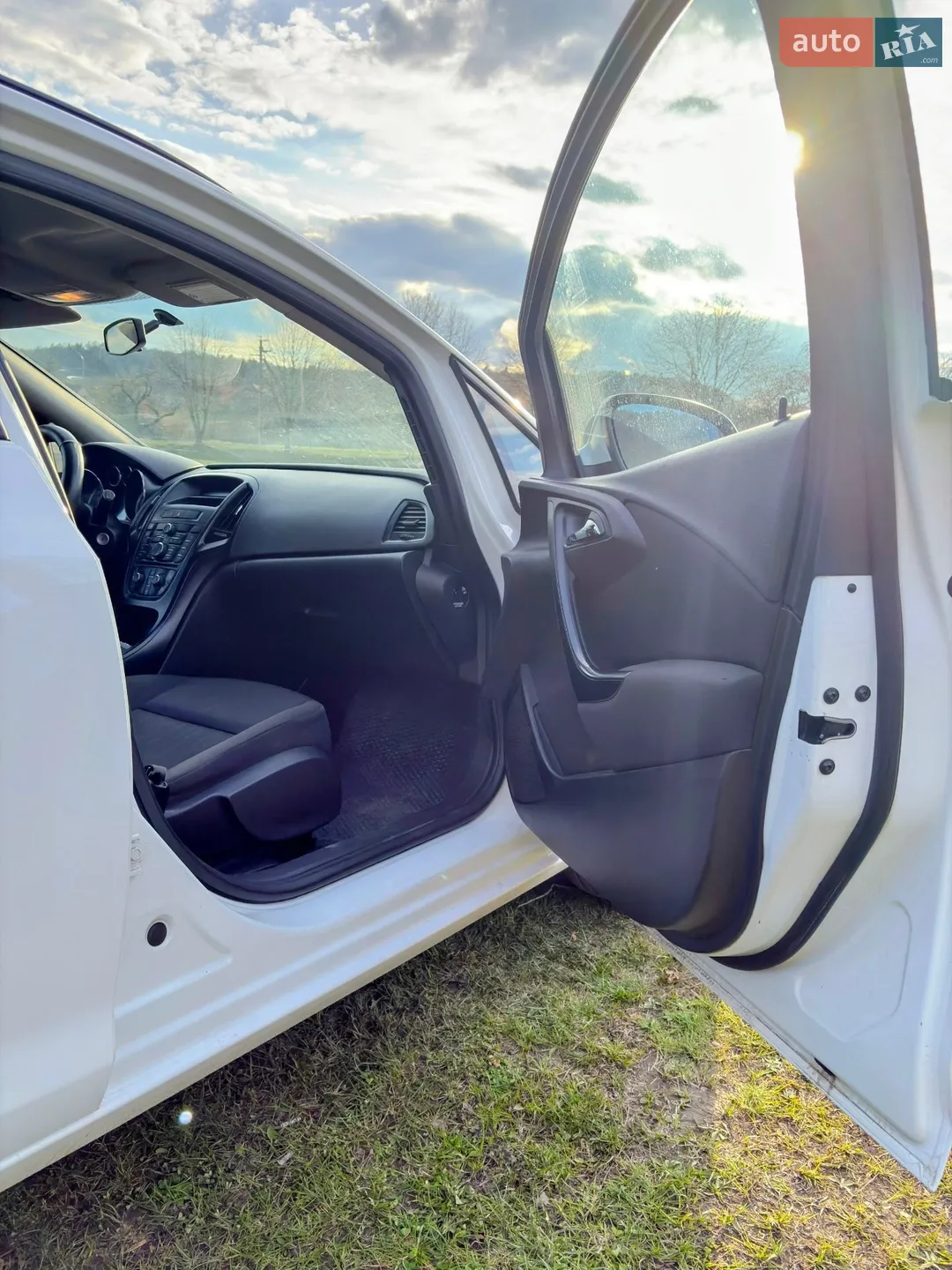 2014 Opel Astra - мініатюра 9