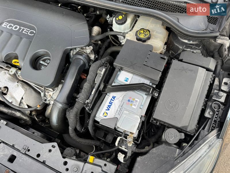 Универсал Opel Astra 2015 в Умани