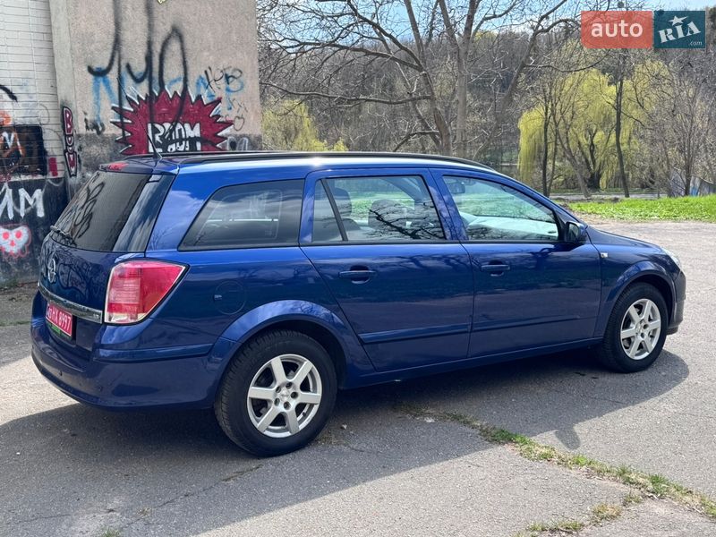 Універсал Opel Astra 2007 в Полтаві