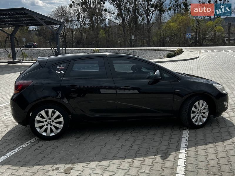 Хетчбек Opel Astra 2010 в Львові