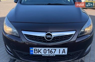 Хетчбек Opel Astra 2011 в Рівному