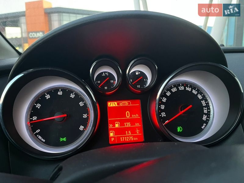 Хэтчбек Opel Astra 2012 в Киеве