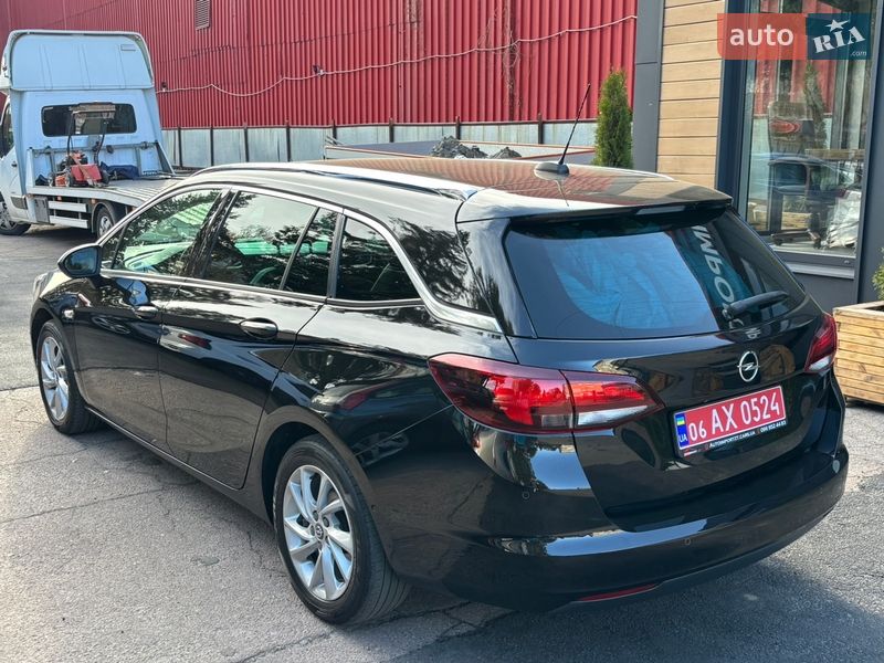 Универсал Opel Astra 2020 в Житомире