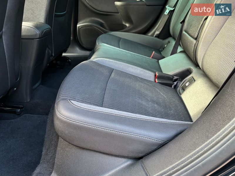 Универсал Opel Astra 2020 в Житомире