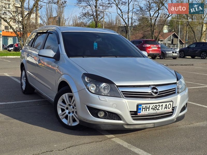 Универсал Opel Astra 2009 в Одессе