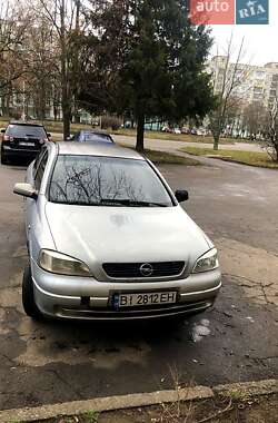 Седан Opel Astra 2001 в Полтаві